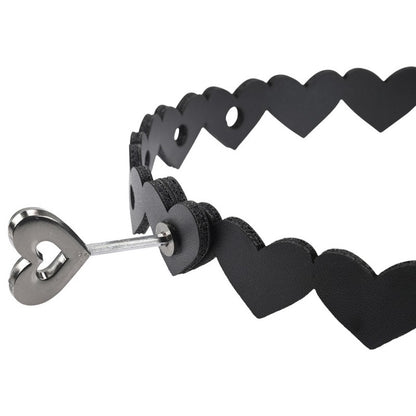 S&M Heart Day Collar